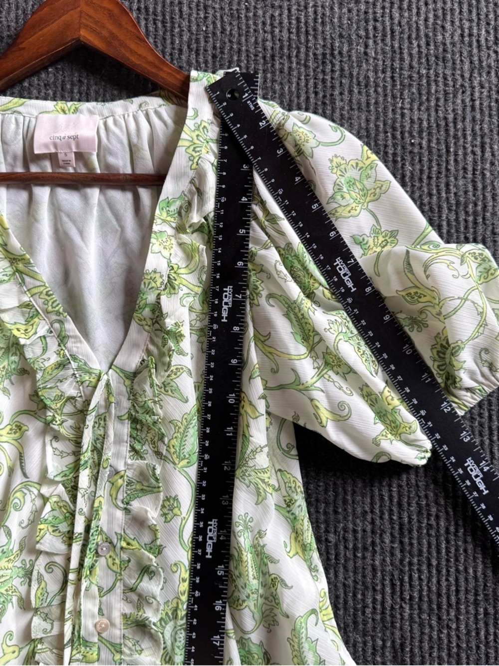 Cinq a Sept Ivy Paisley Seraphina in Ivory and Green Ruffled Blouse - Picture 9 of 12